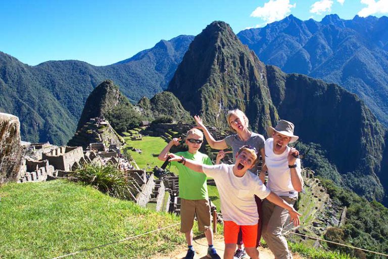 Machupicchu Viajes Andino - Peru tours Cusco 8D/7N